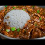This Is How You Make Chicken Étouffée the Right Way