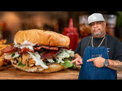 This Skillet Chicken Bacon Ranch Sandwich Tastes Too Good To Be Real